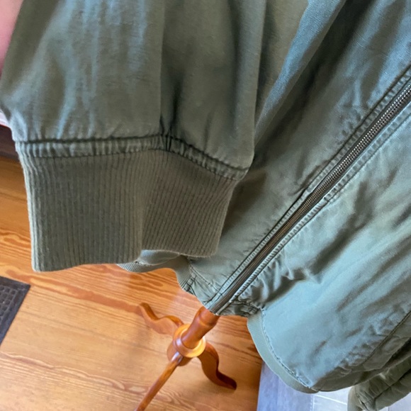 Men’s GAP Olive Green Bomber Jacket L - Picture 3 of 10